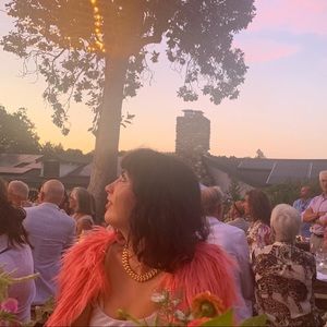 Meet your Posher, Sally